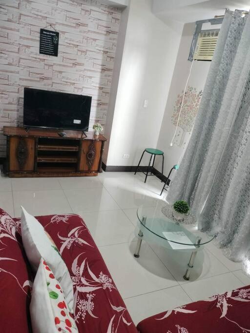 Cubao Manhattan Heights, Unit 8Bc Tower B, 1 Br Манила Екстериор снимка