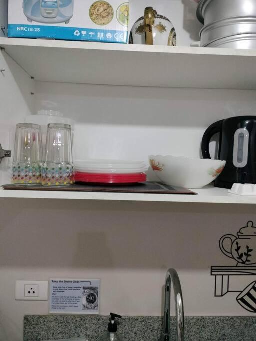 Cubao Manhattan Heights, Unit 8Bc Tower B, 1 Br Манила Екстериор снимка
