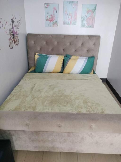 Cubao Manhattan Heights, Unit 8Bc Tower B, 1 Br Манила Екстериор снимка